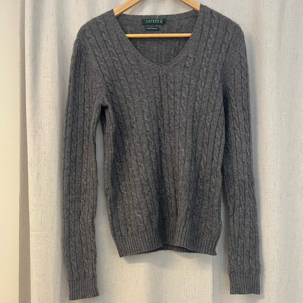 Ralph Lauren 100% Cashmere Charcoal V-Neck Sweater - Picture 3 of 9